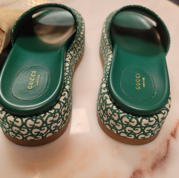 "SOLD" Gucci Platform - Picture 5 of 8